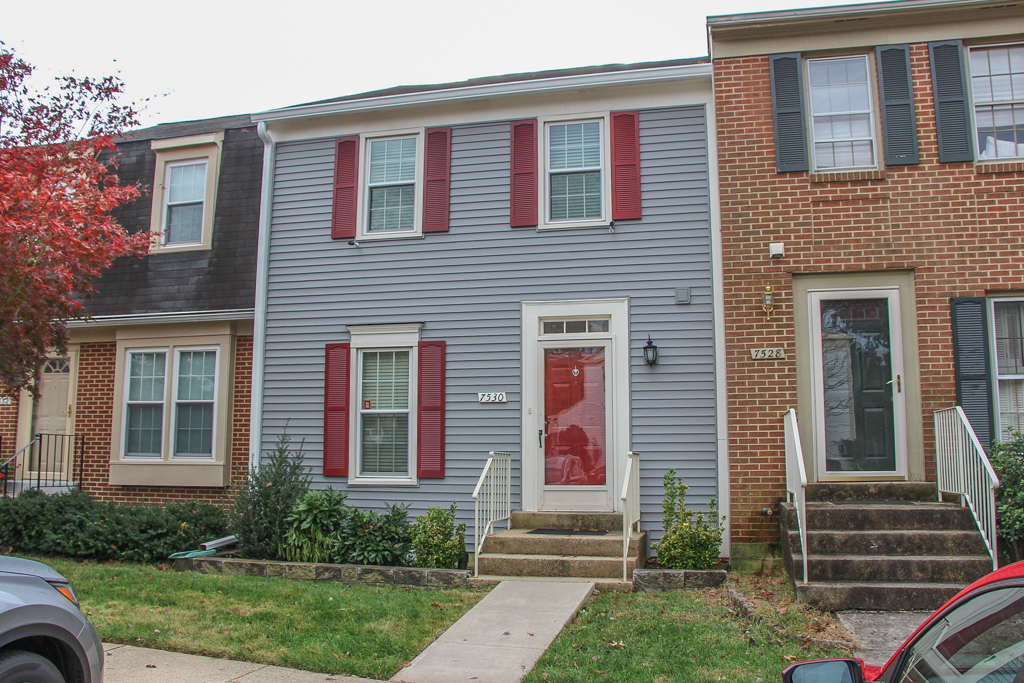 7530 Manigold Court | Alexandria | Hayfield View