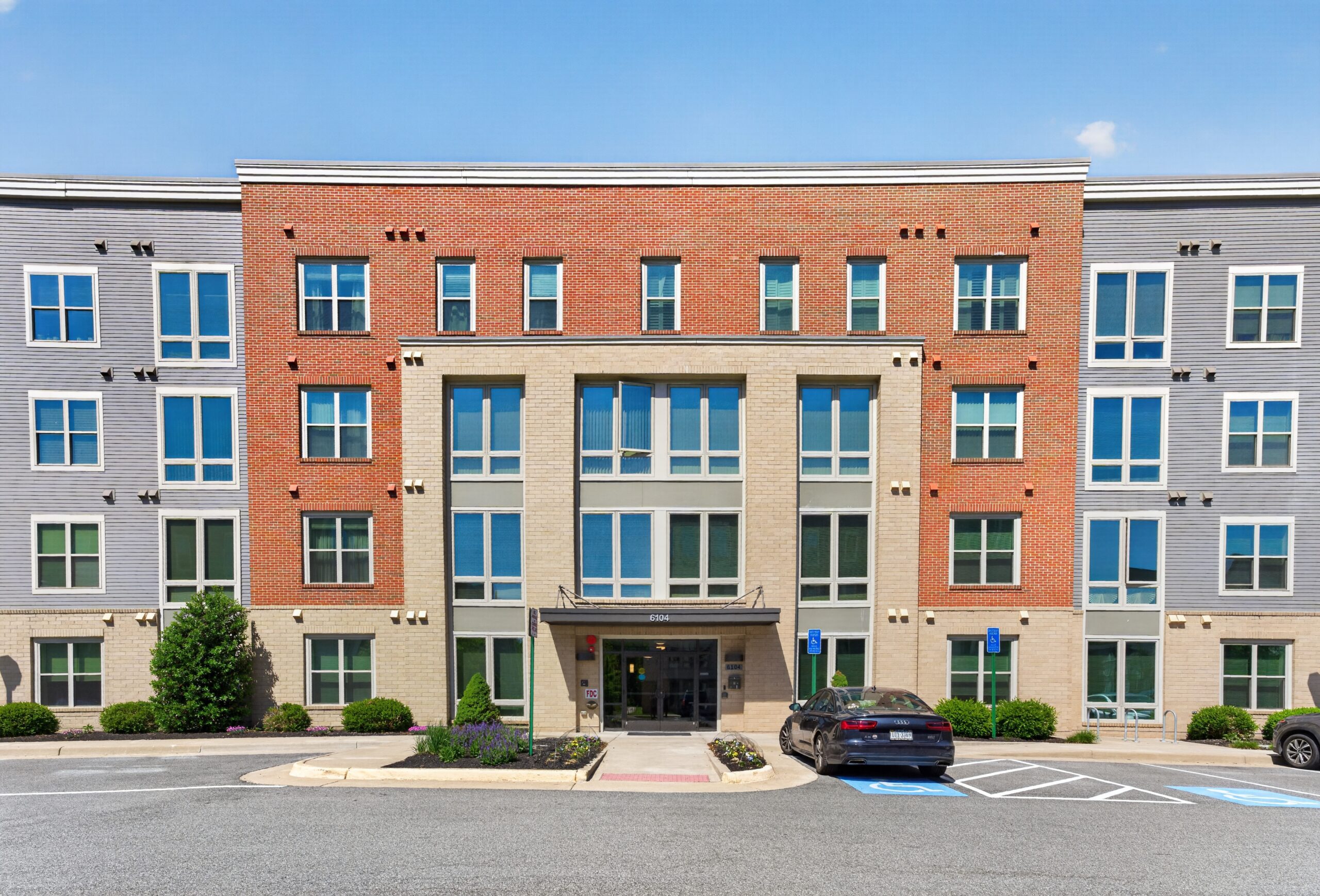 Home 500 | Alexandria | The Crest of Alexandria